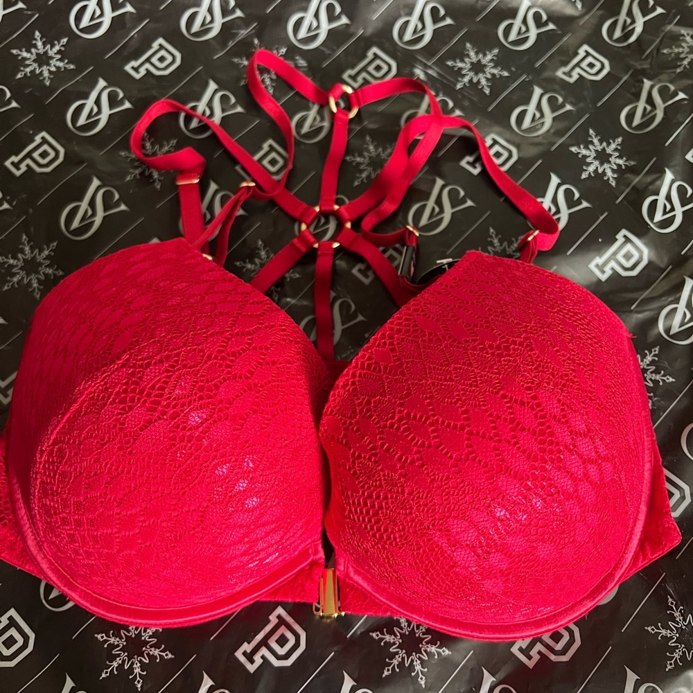 Victoria secret bombshell